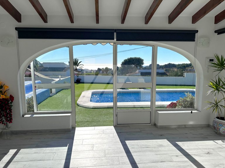Detached Villa with sea views for sale in Moraira, Costa Blanca. 9