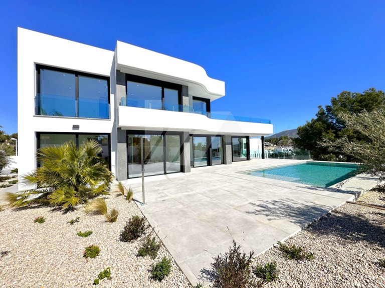 Exclusive “Key Ready” Modern Villa with Unparalleled Views of the Mediterranean, Cap d’Or, and Moraira 19