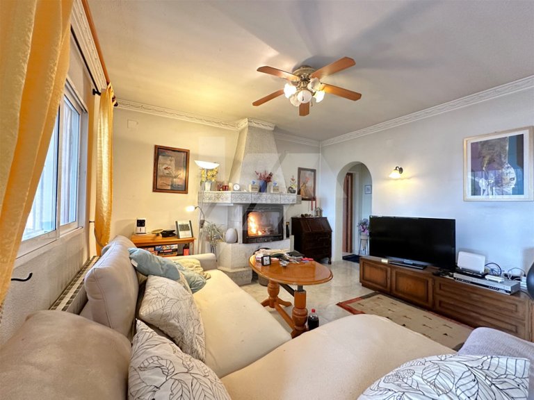 Villa with independent guest house for sale in Benissa with sea views, Costa Blanca. 10