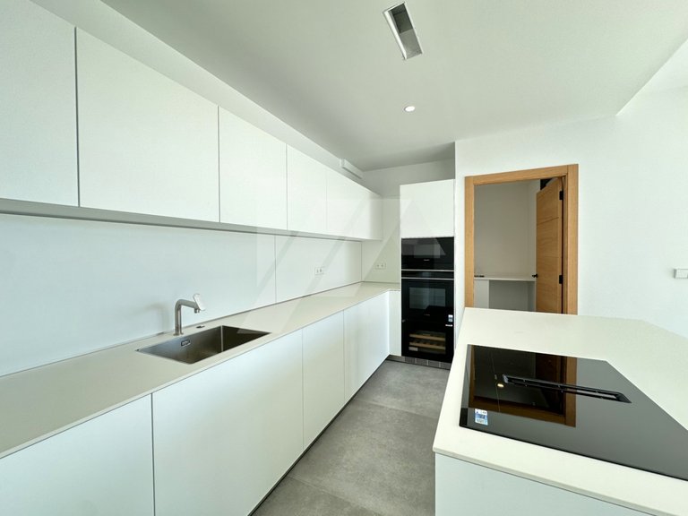 Exclusive “Key Ready” Modern Villa with Unparalleled Views of the Mediterranean, Cap d’Or, and Moraira 1