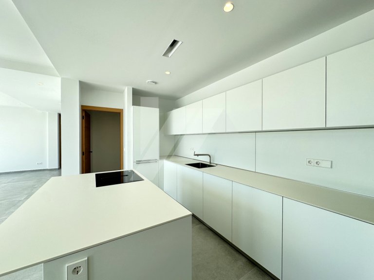 Exclusive “Key Ready” Modern Villa with Unparalleled Views of the Mediterranean, Cap d’Or, and Moraira 2