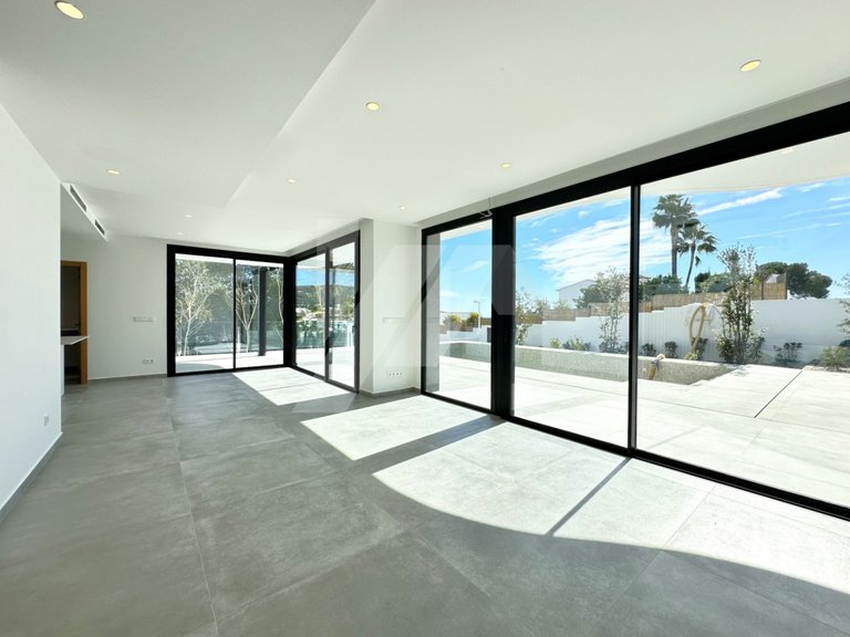 Exclusive “Key Ready” Modern Villa with Unparalleled Views of the Mediterranean, Cap d’Or, and Moraira 5