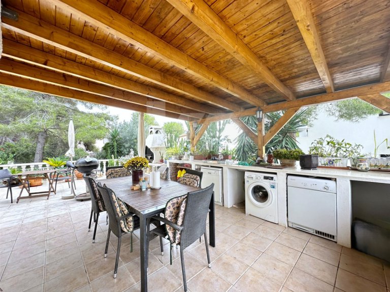 Villa with independent guest house for sale in Benissa with sea views, Costa Blanca. 18