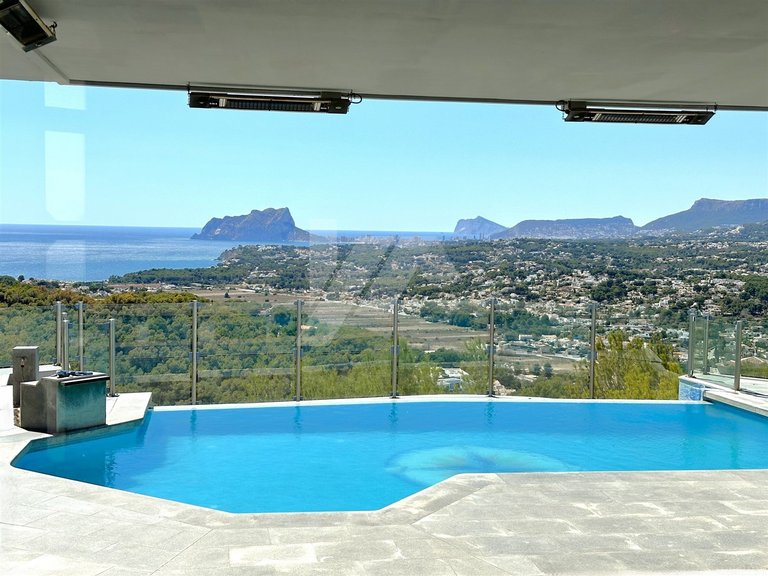 Panoramic sea view villa for sale in Moraira, Costa Blanca 3
