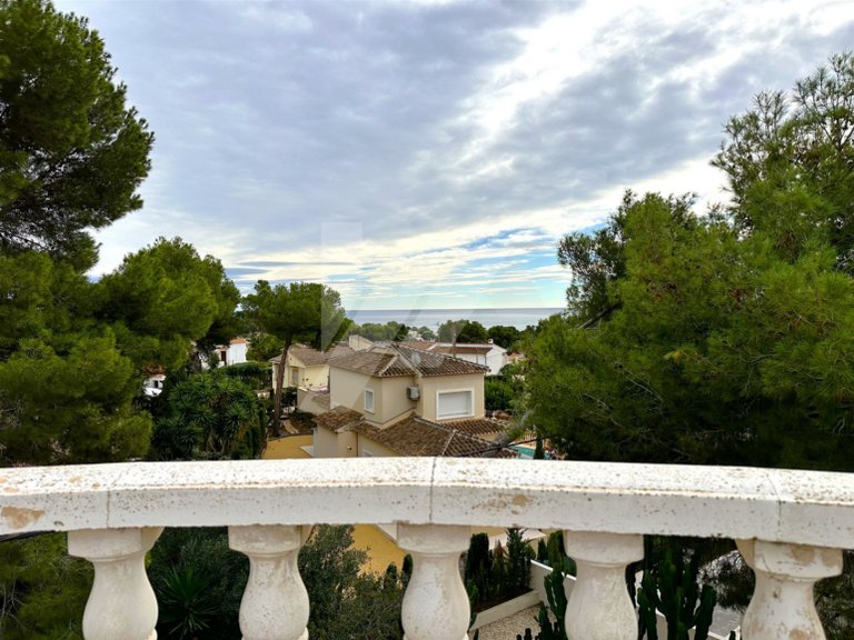 Villa with independent guest house for sale in Benissa with sea views, Costa Blanca. 2