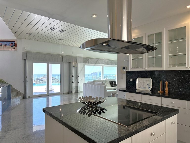 Panoramic sea view villa for sale in Moraira, Costa Blanca 13
