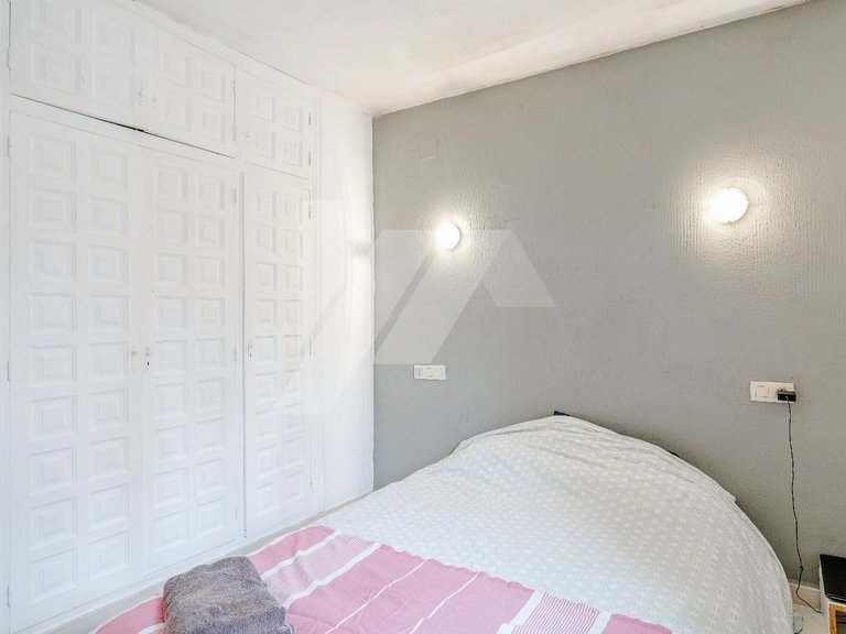Charming Detached Villa with Private Pool in Arnella, Moraira 8