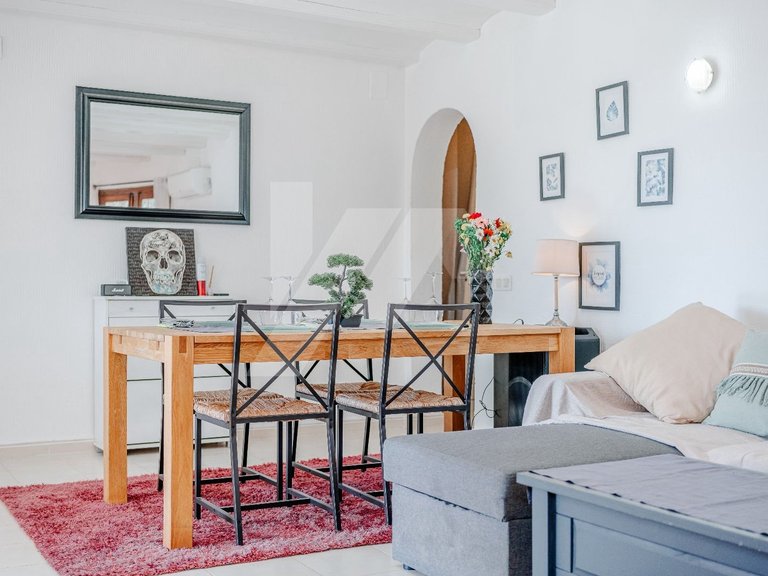 Charming Detached Villa with Private Pool in Arnella, Moraira 11