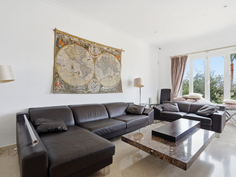 Villa for Sale in Istan, Málaga 2