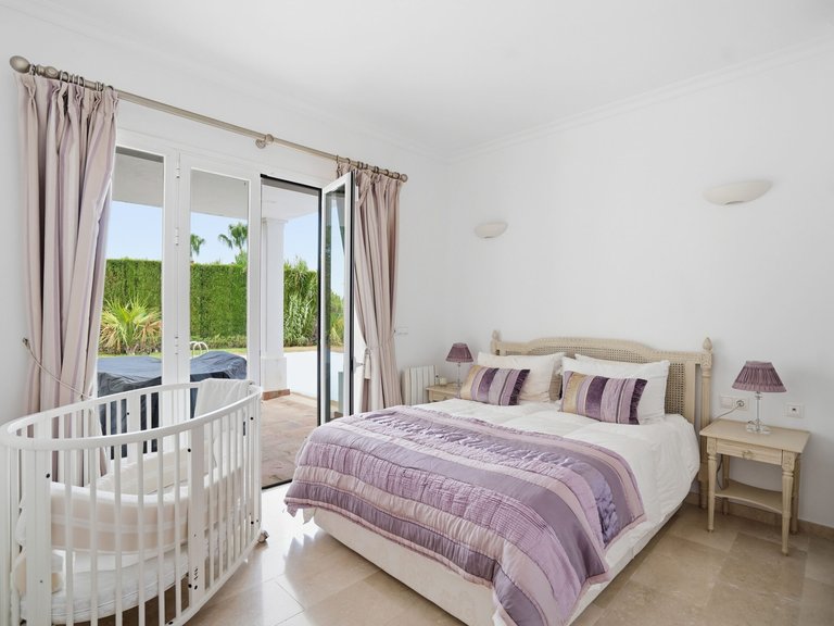 Villa for Sale in Istan, Málaga 9
