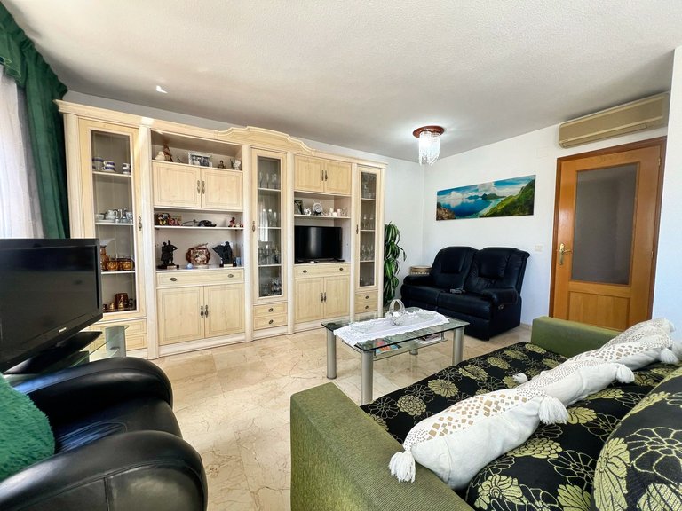 APARTMENT WITH PRIVATE GARAGE IN ONE OF THE BEST RESIDENTIAL AREAS OF RINCÓN DE LOIX – BENIDORM 2