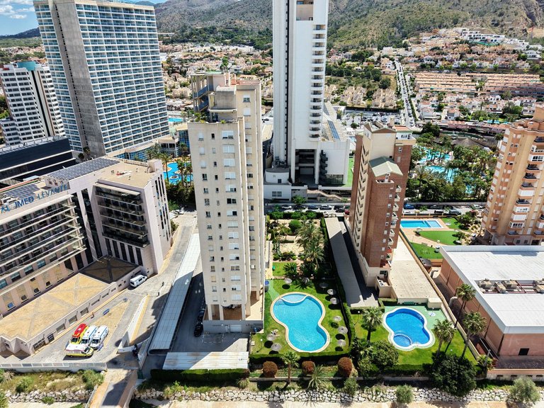 APARTMENT WITH PRIVATE GARAGE IN ONE OF THE BEST RESIDENTIAL AREAS OF RINCÓN DE LOIX – BENIDORM 7