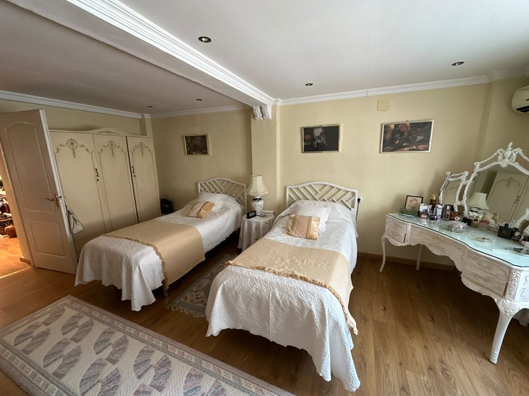 Orxeta, Costa Blanca: An Extraordinary Country Estate 17