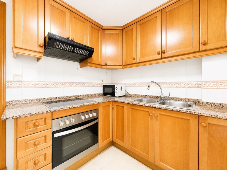 Exclusive apartment with large terrace, sea views and parking space in Gemelos 22 – Playa de Levante, Benidorm 11