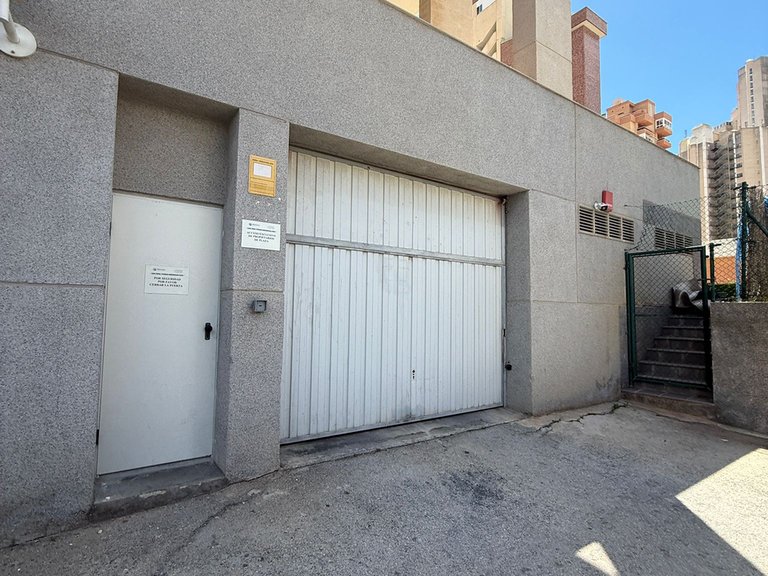 APARTMENT WITH PRIVATE GARAGE IN ONE OF THE BEST RESIDENTIAL AREAS OF RINCÓN DE LOIX – BENIDORM 17