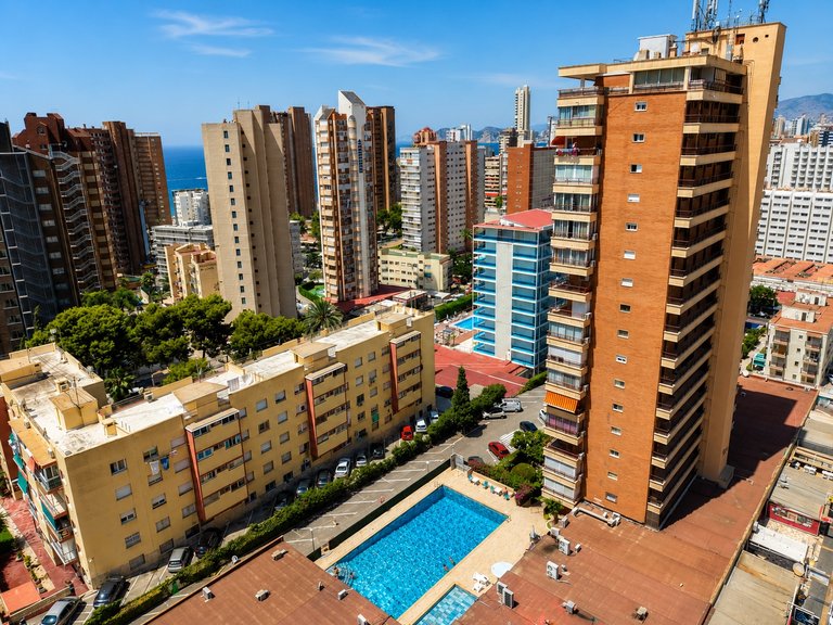 Penthouse with sea Views, Swimming Pool, Parking & Prime Location in the Flat Area of Rincón de Loix 13
