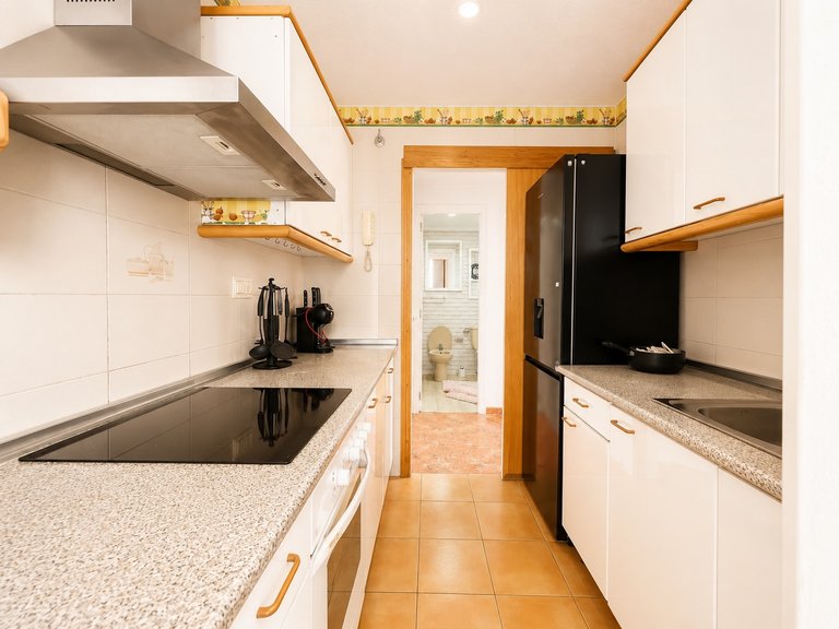 Apartment with sea views, parking space and pool in Torre Dos Calas – Benidorm 8