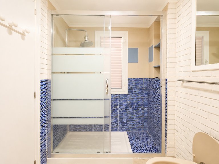 Apartment with sea views, parking space and pool in Torre Dos Calas – Benidorm 11