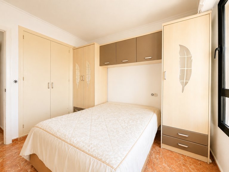 Apartment with sea views, parking space and pool in Torre Dos Calas – Benidorm 13