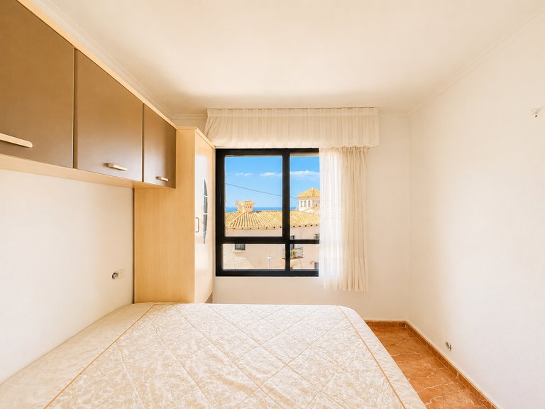 Apartment with sea views, parking space and pool in Torre Dos Calas – Benidorm 14
