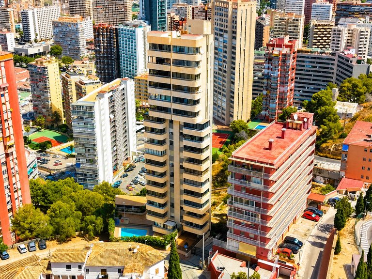 Apartment with sea views, parking space and pool in Torre Dos Calas – Benidorm 15