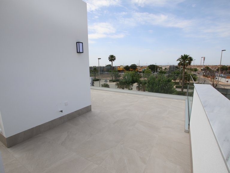 Villa for Sale in Pilar de la Horadada,Alicante 5