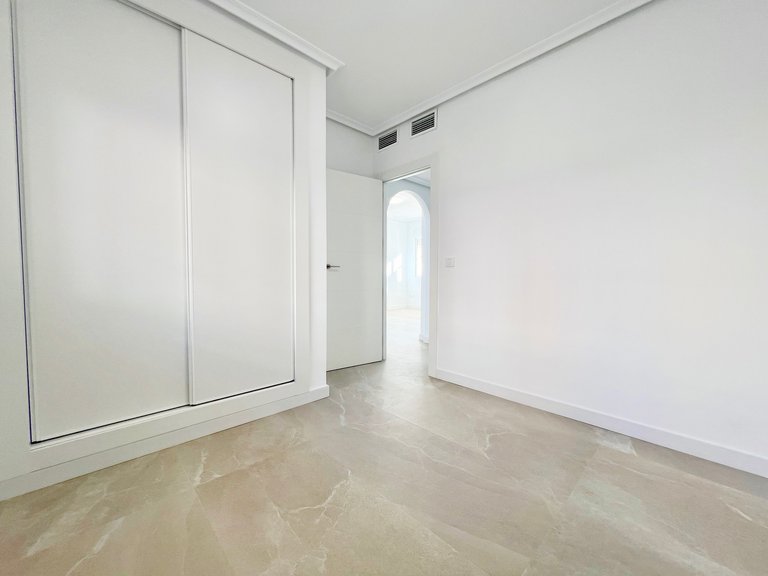 Apartment for Sale in El Mojon,Alicante 9