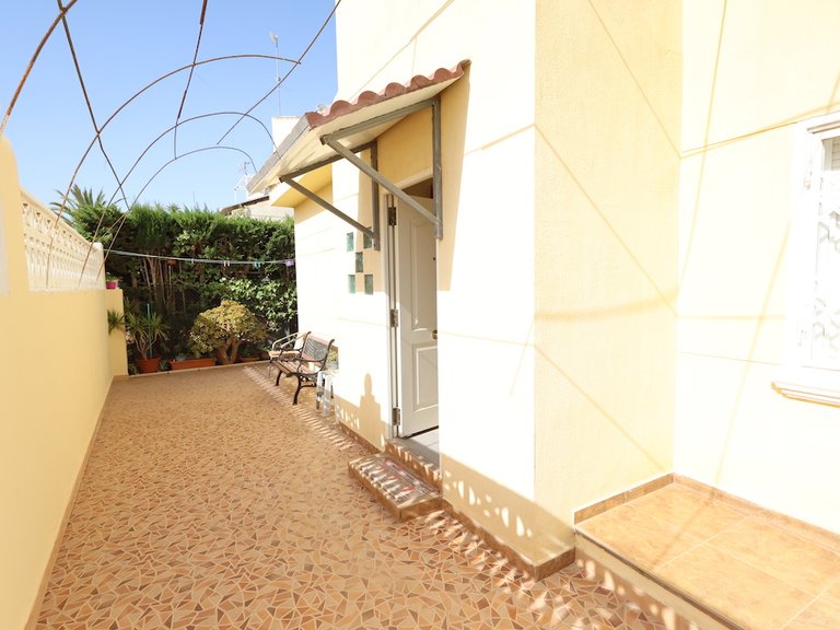 Villa for Sale in Playa Flamenca,Alicante 3