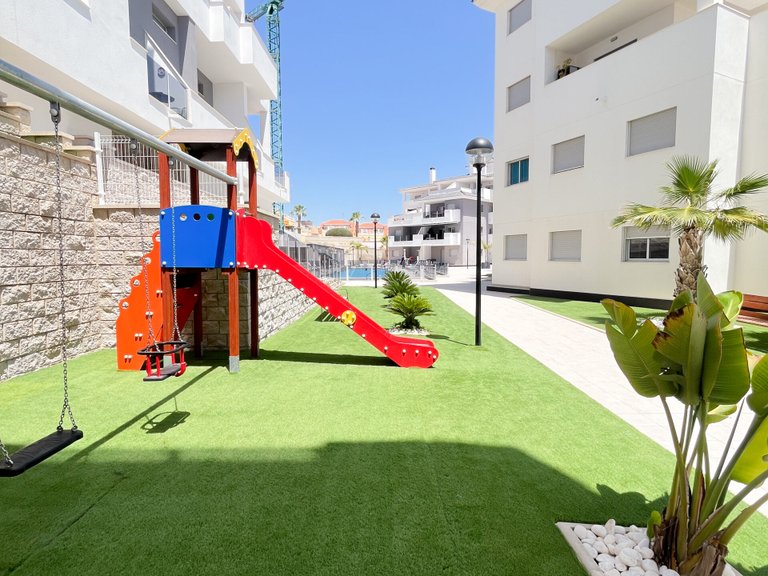 Apartment for Sale in Villamartín,Alicante 24