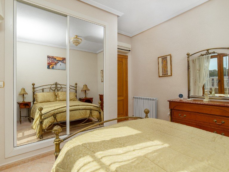 Villa for Sale in Los Altos,Alicante 11