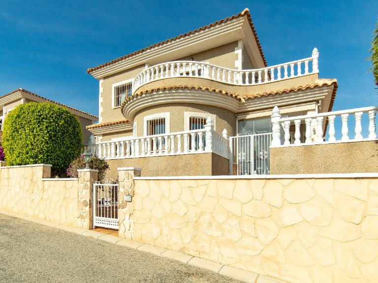 Villa for Sale in Los Altos,Alicante 22