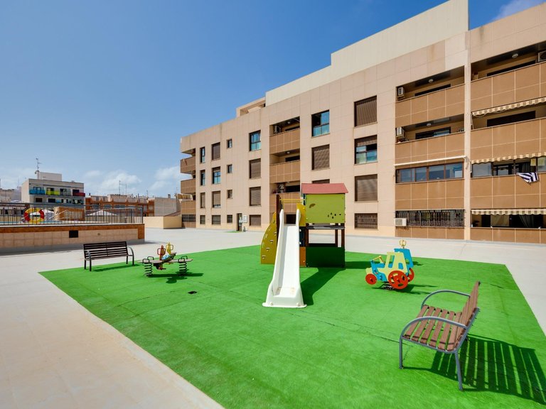 Apartment for Sale in Torrevieja Centro,Alicante 22