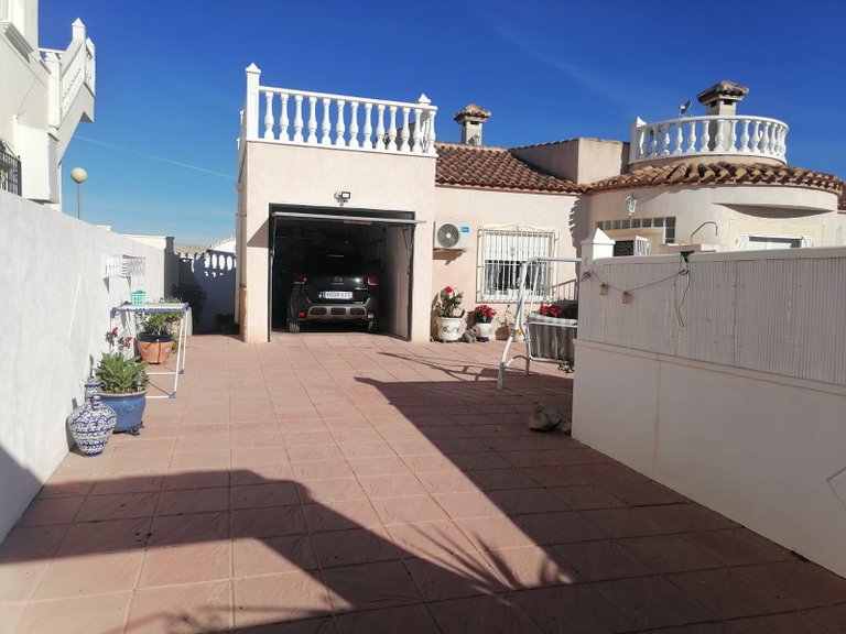 Villa for Sale in San Miguel de Salinas,Alicante 28