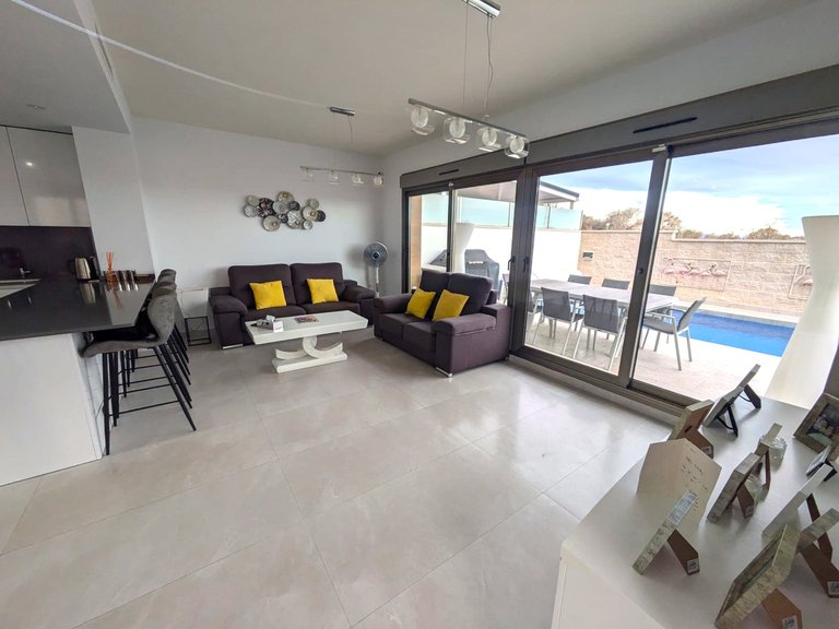 Villa for Sale in Villamartín,Alicante 5