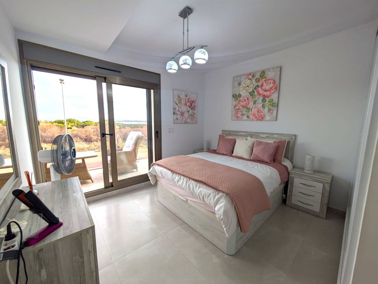 Villa for Sale in Villamartín,Alicante 9