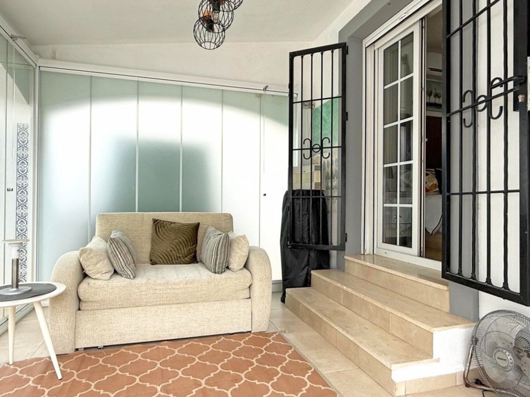 Villa for Sale in Villamartín,Alicante 9