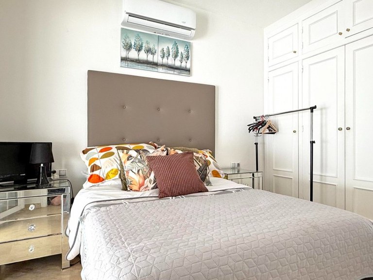 Villa for Sale in Villamartín,Alicante 29