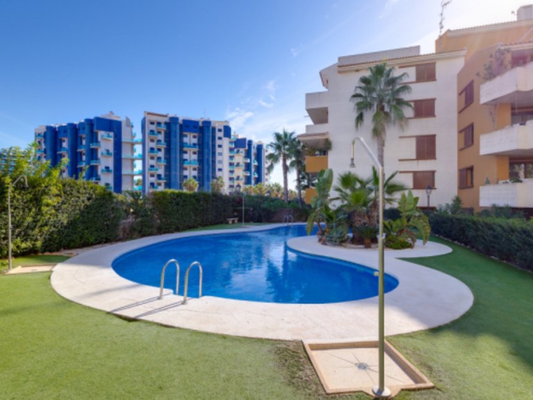 Apartment for Sale in Residencial Recoleta - Punta Prima,Alicante 17