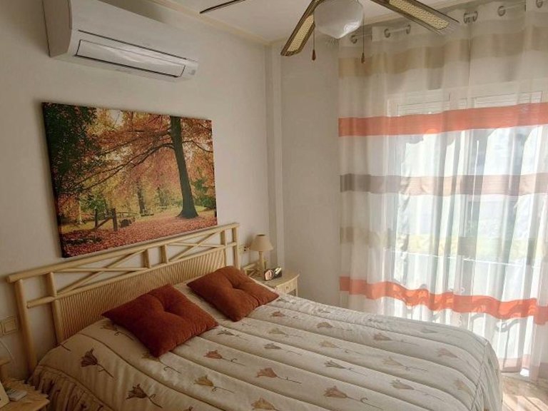 Apartment for Sale in Residencial Lago Sol - Los Balcones,Alicante 7