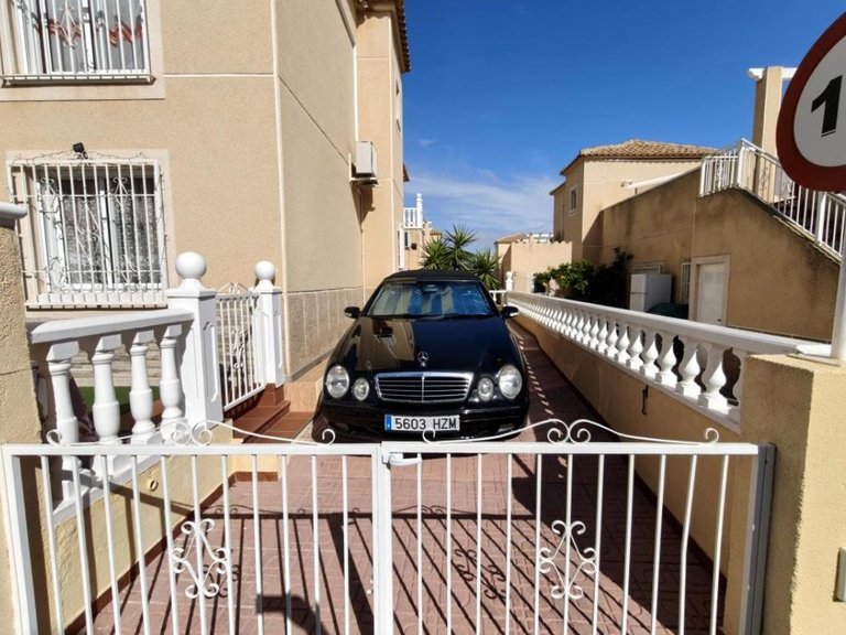 Apartment for Sale in Residencial Lago Sol - Los Balcones,Alicante 19