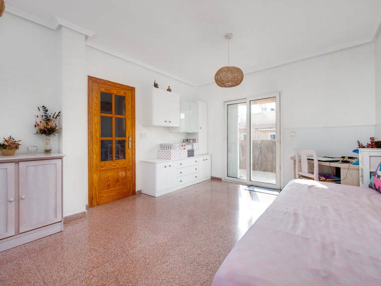 Apartment for Sale in Torrevieja Centro,Alicante 22