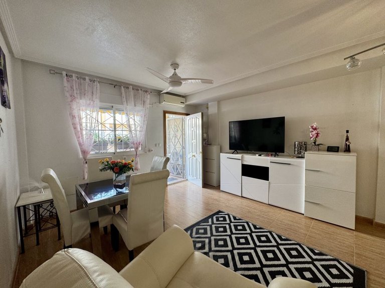 Apartment for Sale in Playa Flamenca,Alicante 3
