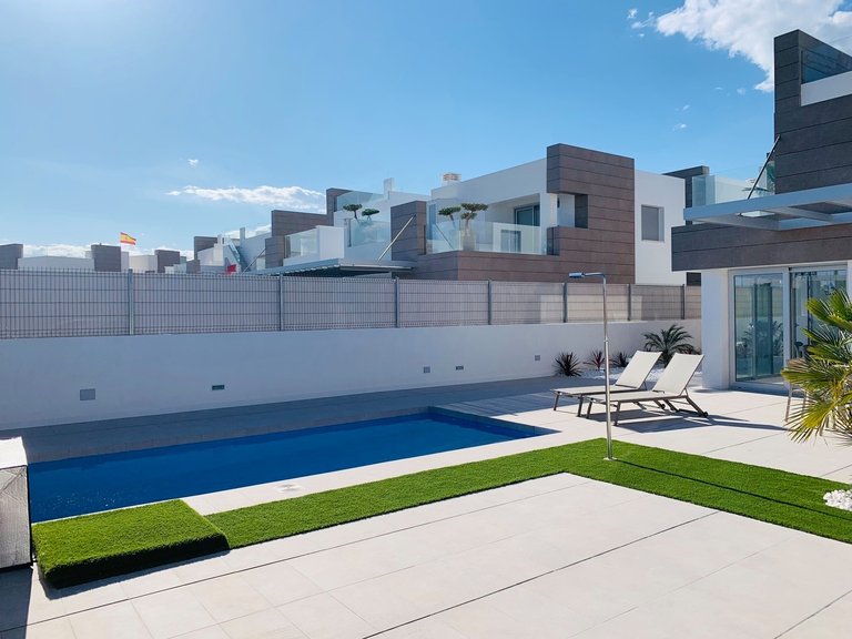 Villa for Sale in El Raso - Guardamar,Alicante 12