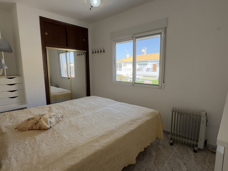 Apartment for Sale in Rosaleda,Alicante 16