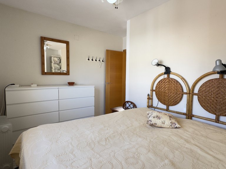 Apartment for Sale in Rosaleda,Alicante 17