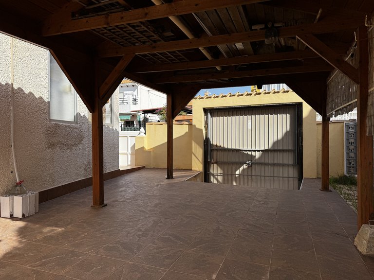 Apartment for Sale in Rosaleda,Alicante 26