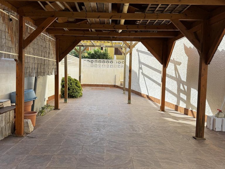 Apartment for Sale in Rosaleda,Alicante 27