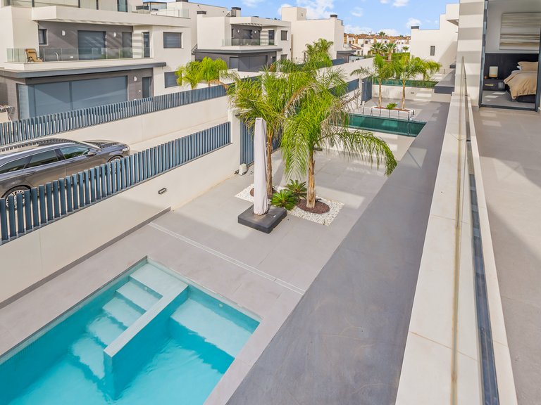 Villa for Sale in Algorfa,Alicante 17