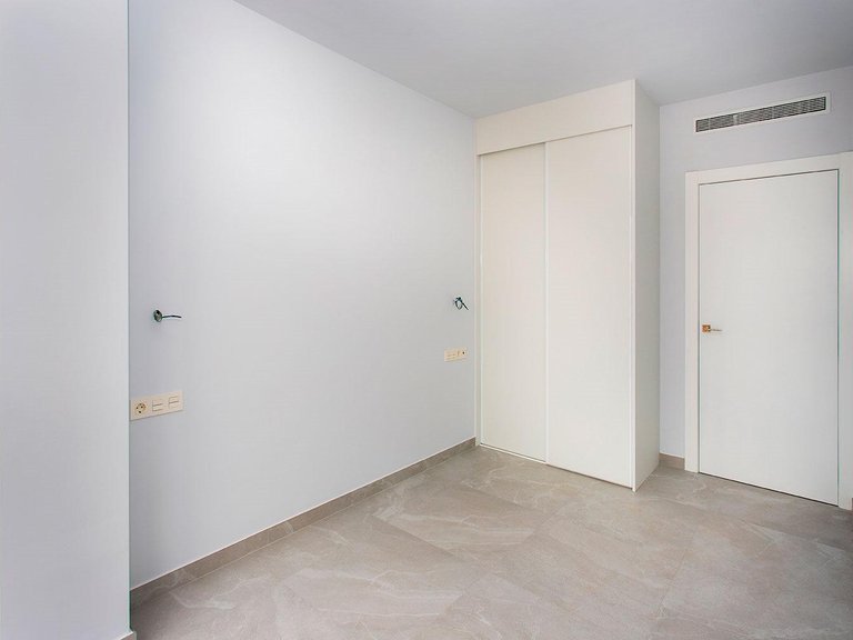 Apartment for Sale in Torrevieja Centro,Alicante 20