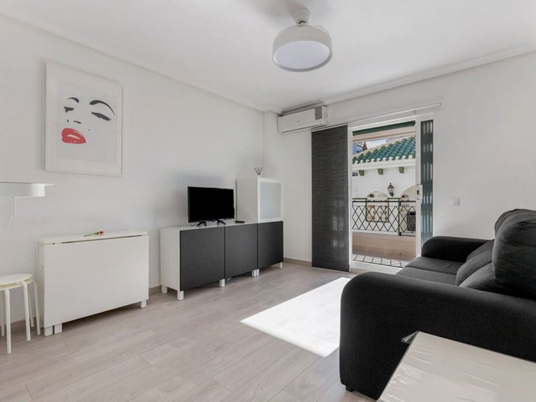 Apartment for Sale in Residencial Viñamar V - La Mata,Alicante 4